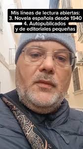 El periodista y escritor Enrique Planas nos habla de 5 libros  significativos para él extraídos del álbum de sus recuerdos. #libros  #lecturas #lecturasrecomendadas #librosrecomendados #books #literatura