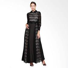 Untuk bagian peplum, anda bisa menggunakan bahan kain organza agar terlihat lebih mekar. Must Have Item 10 Model Terusan Brokat Terbaru Tahun 2021