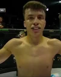 EL INICIO DE LA LEYENDA! 🔥👊 Sebastián "La Leyenda" Gaibor 🇪🇨 tuvo un  debut exitoso en las MMA profesionales ya que venció por TKO a Walter Matos  en el primer asalto. El