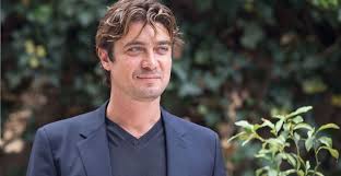 Angharad wood e riccardo scamarcio: Riccardo Scamarcio E Angharad Wood Nata La Prima Figlia