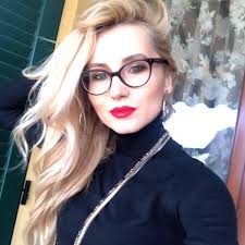 Carmen Panaite Make Up Artist