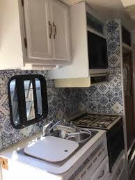 Der name wenko steht bereits seit über 59 jahren für erfolg. 17 Peel And Stick Kitchen Rv Backsplash Ideas The Crazy Outdoor Mama
