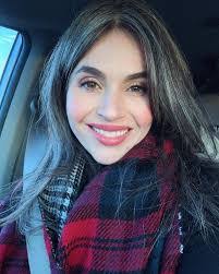 Natalie Templeton's Instagram, Twitter & Facebook