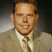 Frank Koslosky's Instagram, Twitter & Facebook