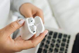 Fix Airpods Case Not Charging Issues With Light Or No Light