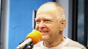 Rene Genest's Instagram, Twitter & Facebook