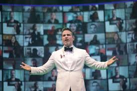 He was born in guayaquil, ecuador, and is the youngest of five siblings. Gala Ecuatoriana De Clase Mundial Premios Latinoamerica Verde 2020 Revista De Manabi