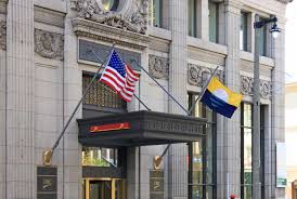 Gold represents our brewing history and white symbolizes unity. Is The Milwaukee People S Flag Finally Official