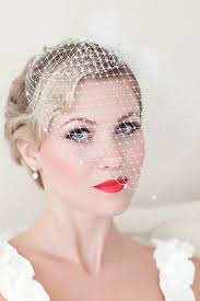 Pin Di Sherry Wynn Su Wedding Capelli Corti Sposa Capelli Per Spose Trucco E Acconciatura