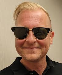 Sandy Gaunt's Instagram, Twitter & Facebook