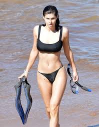 Women in sports 50 camel toes total pro sports. Celebrities Displaying Cameltoe Celebrityslips Com