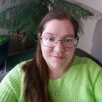 Alexandra Bentley's Instagram, Twitter & Facebook