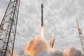 This photo was posted on twitter that day by spacex founder and ceo elon musk. 6adjirp3b8y9nm