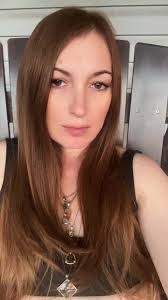 Dedra Ford's Instagram, Twitter & Facebook