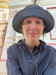 Anna Lobova (@anna.alloo) • Instagram photos and videos