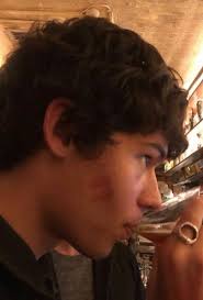 👩🏽‍❤️‍💋‍👩🏾 (luvstarsiiia)