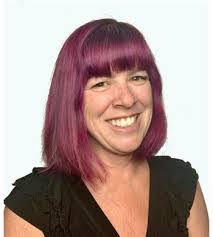 Deborah Kinsman's Instagram, Twitter & Facebook