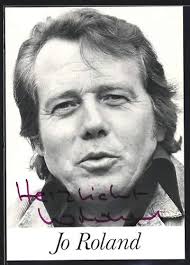 AK Musiker Roland Neudert im roten..