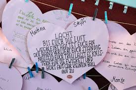 Finden sie auf spruch.com passende sprüche für das gästebuch und bereiten sie dem brautpaar eine freude mit einem schönen wunsch im gästebuch. Alltagstrott Leselaunen 54 Hochzeit Hitze Heiterkeit Glimrende