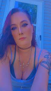 Tia Schultz's Instagram, Twitter & Facebook