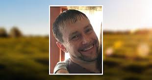 Tracy Trout's Instagram, Twitter & Facebook