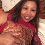 Shellie Bell's Instagram, Twitter & Facebook