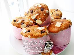 Muffin pisang kacang bisa jadi teman di saat santai sore di rumah. Muffin Pisang Chocolate Chip Mudah Dan Sedap Buat Orang Lapo