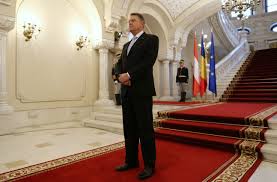 Dragos titea, secretar de stat in ministerul transporturilor, a fost unul din principalii promotori in ceea ce priveste o reglementare legislativa a statutului personalului feroviar. Iohannis Cere Reexaminarea Statutului Personalului Feroviar Nu Sunt Identificate Sursele De SusÈ›inere Ale Drepturilor È™i Beneficiilor Nou Introduse Libertatea