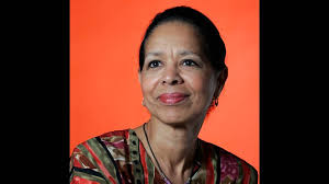 Helen Gray's Instagram, Twitter & Facebook