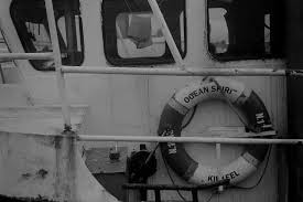 35mm Black And White Film Photography Shot On 400iso 35mm Black And White Film Shot Developed And Printed By Myself Link Is To My P 35mm Photography Film Photography 35mm Black And White Film