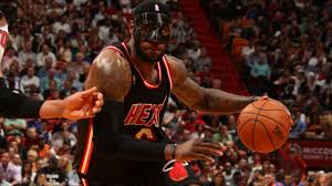 Władze ligi przeciwne masce LeBrona