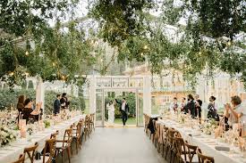 Debra Max S Story A Wedding At Sezincote House Cotswolds Dominique Bader Photography Cotswolds Wedding Marquee Wedding Wedding Decor Elegant