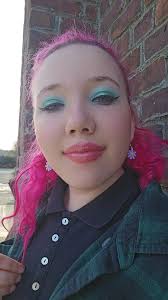 Hi! I'm Venus/Closet Skater ✨ Roller-dancing for you in the breakfast room  🥞 to #charliehunter 💕