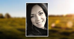 Andrea Lanham's Instagram, Twitter & Facebook