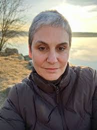 Karen Brough's Instagram, Twitter & Facebook