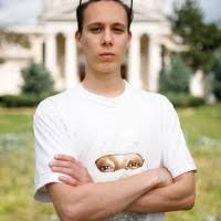 500+ "Éric" profiles