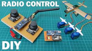 Ucuz Ve Basit 4 Kanalli Model Ucak Kumandasi Yapimi Diy Rc In 2020 Radio Control Diy Radio Control Arduino Projects