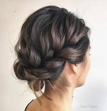 $5 kanekalon braid and 5 minutes can leave you with an updo looking like a million bucks. 60 Easy Updo Hairstyles For Medium Length Hair In 2020