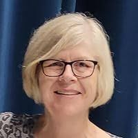 The Art of Extract Making: A Kitchen Guide to Making Vanilla and Other  Extracts at Home by Paul Fulton