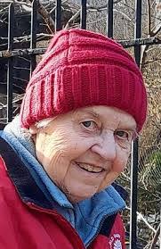 Jackie Dore's Instagram, Twitter & Facebook