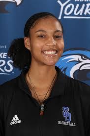 Alana Moore's Instagram, Twitter & Facebook