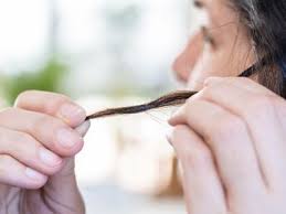 To remove the glue, simply rub some oil onto the affected area, massaging it in to unbind as much of the sticky substance from the fur as possible until the glue is removed. How To Get Super Glue Out Of Hair In No Time