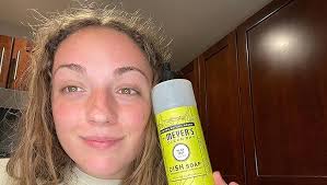 Amazon.com: MRS. MEYER'S CLEAN DAY Liquid Dish Soap, Biodegradable Formula,  Peony, 16 Fl. Oz