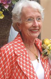 Joyce Munsey's Instagram, Twitter & Facebook