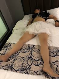 👙MK～徽🦶🏻 on X: 醉酒丝袜少妇，脚的味道一级棒！舔的过瘾的一塌糊涂，你们猜最后有没有上呢？丝袜丝袜足骚腿t.co1yt7xUqWnm   X