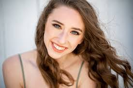 Noelle Peterson's Instagram, Twitter & Facebook