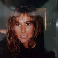 100+ perfiles de «Bertuccini»