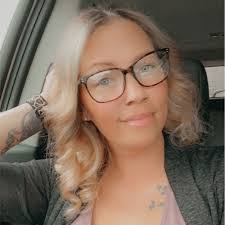 Cassie Harsh's Instagram, Twitter & Facebook