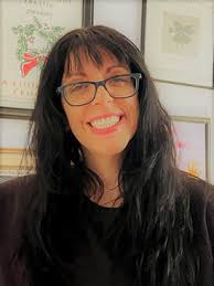 Tina Gleason's Instagram, Twitter & Facebook