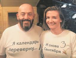 — «уверовавший») — песня американской альтернативной рок группы imagine dragons, ставшая первым синглом из третьего студийного альбома evolve. 8xehaux01xndlm